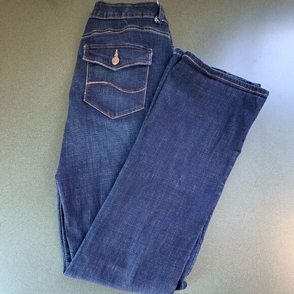 Lee curvy fit boot cut approximately 29/30.5 - Picture 11 of 11